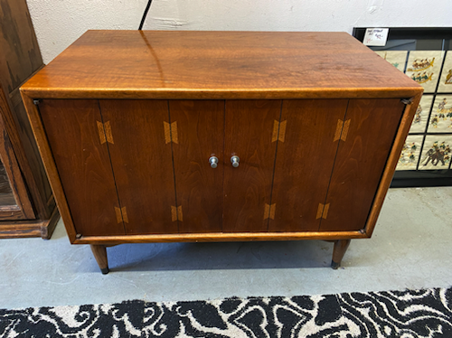 Lane Acclaim Record Cabinet 
1950's
SOLD